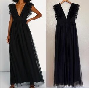 NWT Lulu’s Simply Delighted Black Mesh Ruffled Backless Maxi Dress Medium